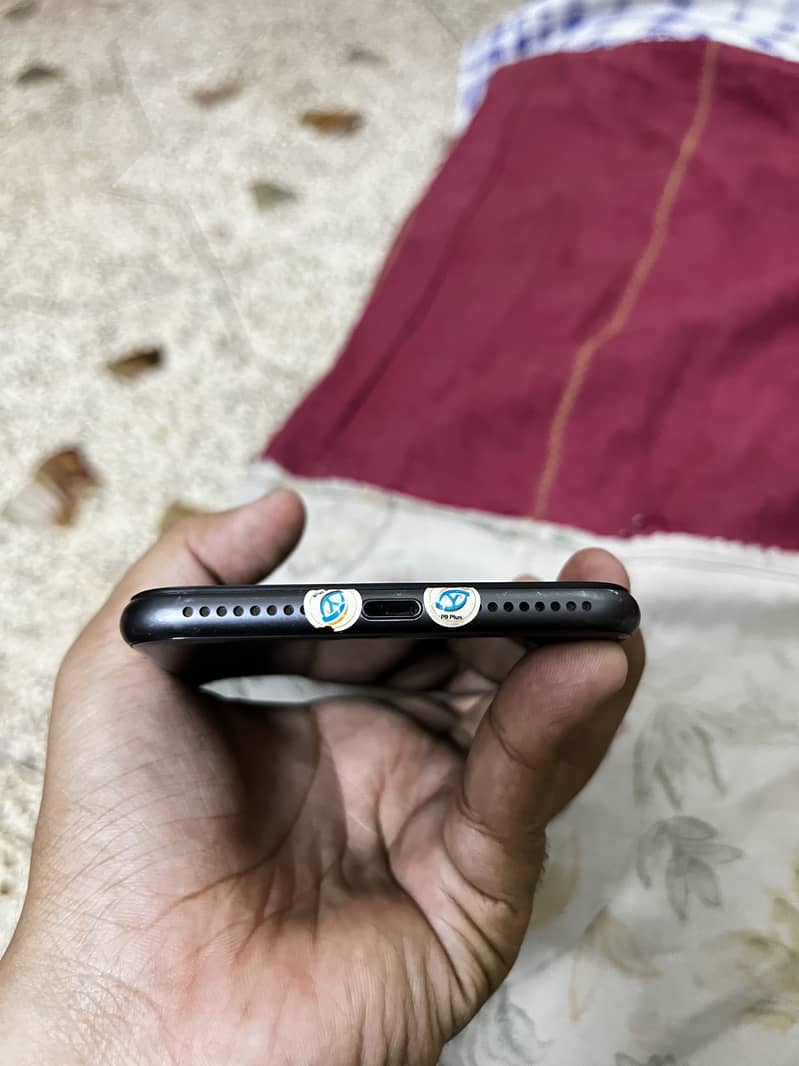 Iphone 8 plus 4