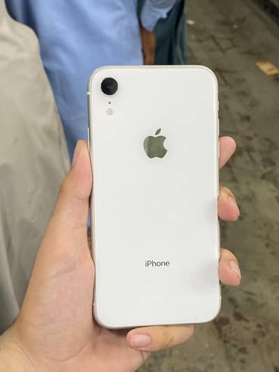 Apple iPhone XR