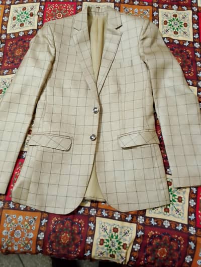 3 PCs pent coat condition 10by10 all ok