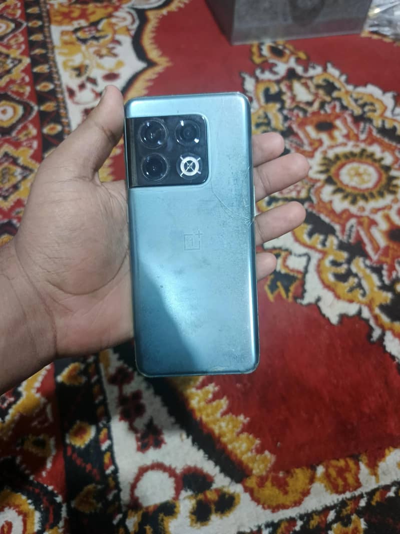 One Plus 10 Pro 3