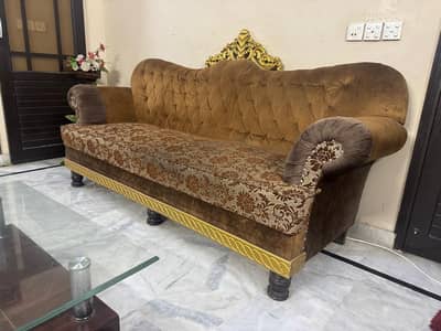 Luxury 7 Seater Sofa Set Excellent Condition Rs. 56,700