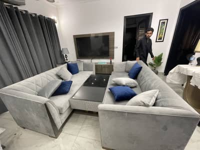 Set of 2 Sofas (3-Seater) With Center Table & 2 Coffee Tables