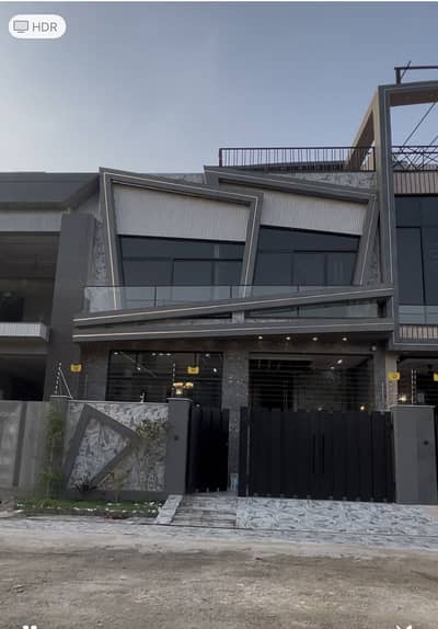 5 marla beautiful ultra modern house for sale in central park housing society lahore
