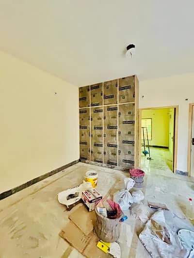 5 marla 2nd floor for rent at Sabzazar near to Market Fori Rabta keray