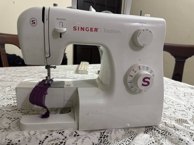 Singer sewing machine 7