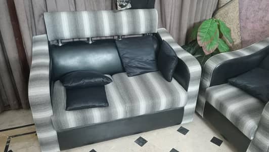 7 Seater Sofa Set  Excellent Condition. . .