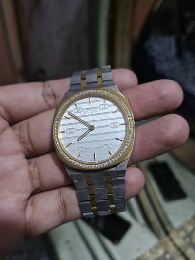 Original Gucci 25H Luxury Ultra Slim watch