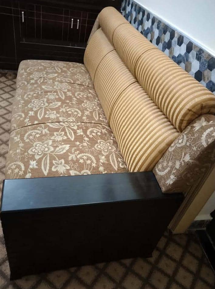 5 seater sofa 2