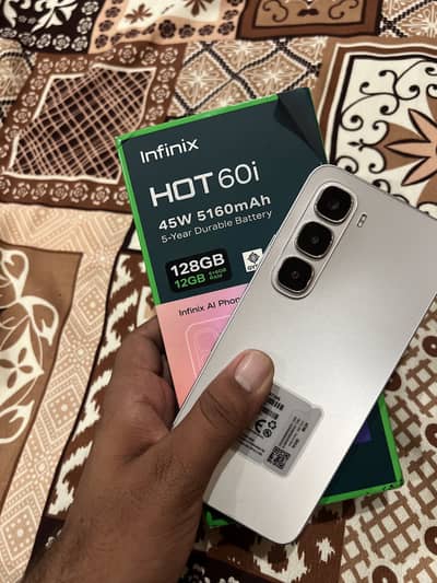 Infinix Hot 60i Full box 12 / 128 gb