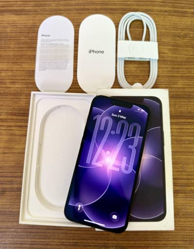 iPhone 17E Complete Box