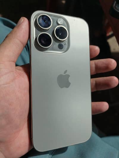 Apple iPhone 15 Pro
