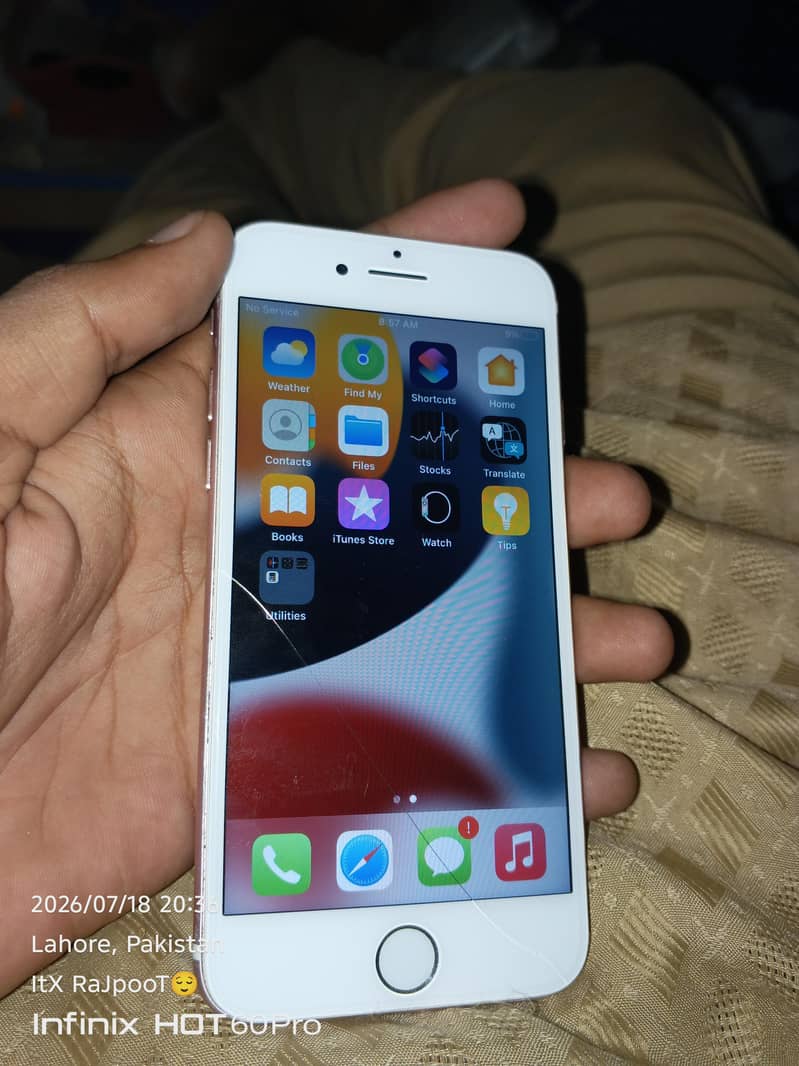 Apple iPhone 7 2