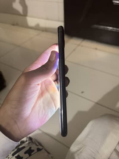 Iphone 11 pro max pta approved 64 gb only display change but original