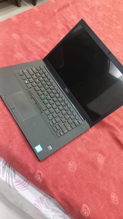 Urgent Sale- Dell latitude 7490 | Core i7 8th Gen | Vpro