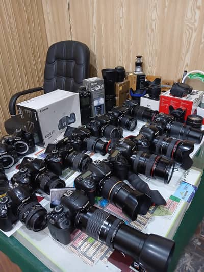 Canon & Nikon Dslrs available