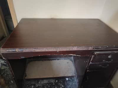 Counter table for sale