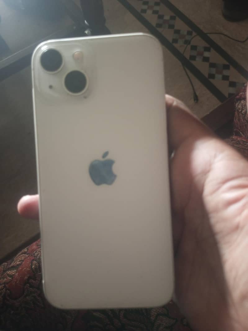 Apple iPhone 13 1