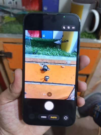 Apple iPhone 13