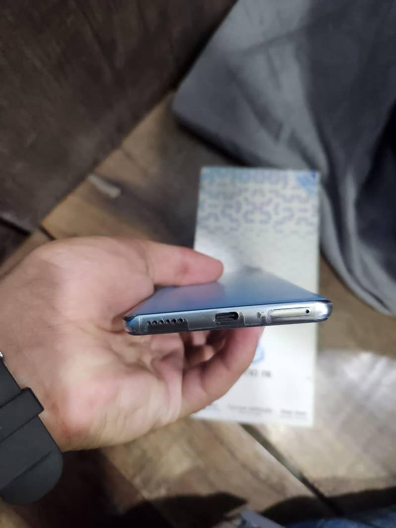 Tecno CAMON 40 Pro 3