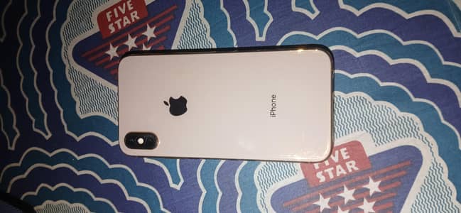 Apple iPhone Xs