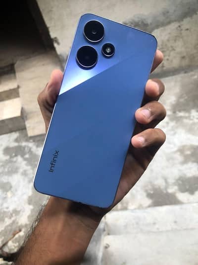 Infinix Hot 30 Play