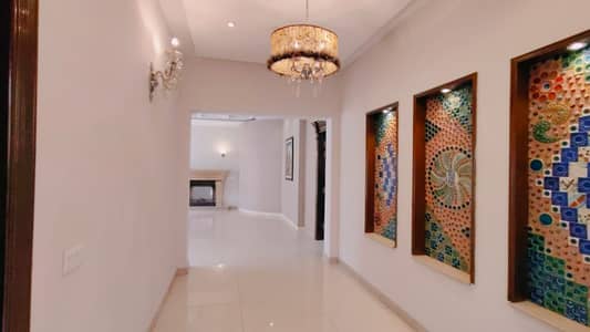 LIKE BRAND NEW 1 KANAL UPPER PORTION SEPARATE GATE AVAILABLE FOR RENT DHA PHASE 5