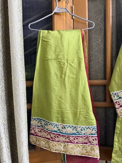 Formal three piece stiched suite