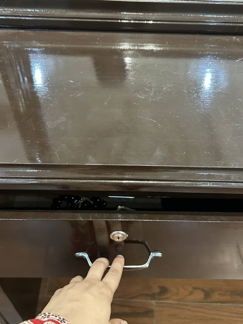 Dressing table 5