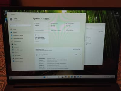 ASUS Vivobook 16