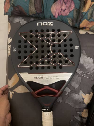 Nox AT10 genius 12K Carbon 2025 Padel Racket