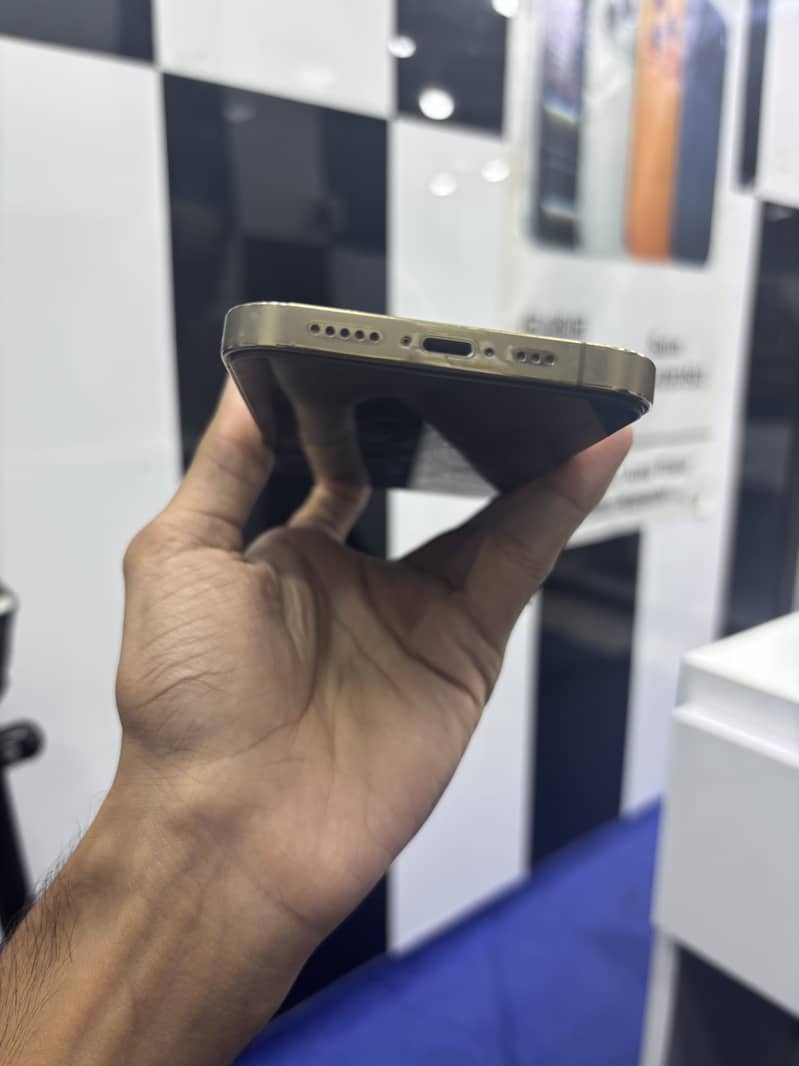 Iphone 12 pro 0