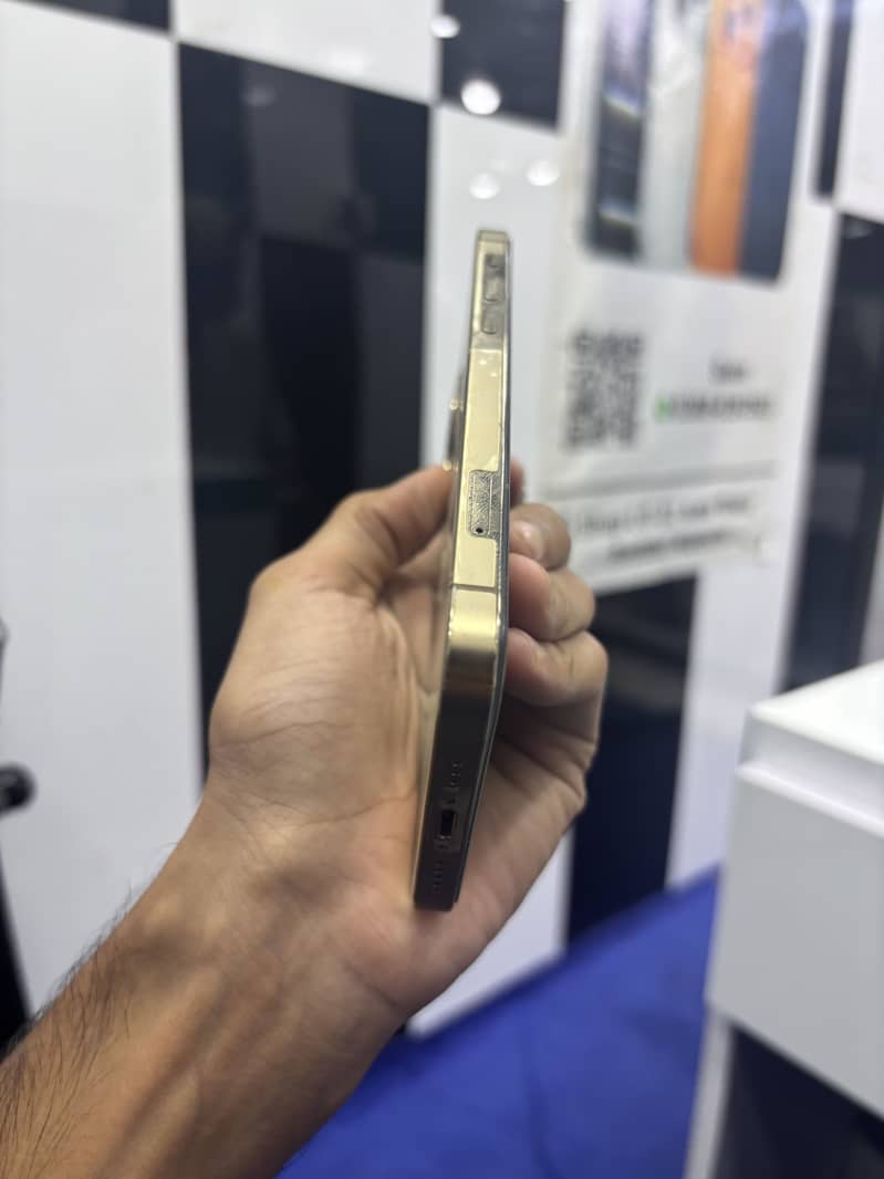 Iphone 12 pro 1