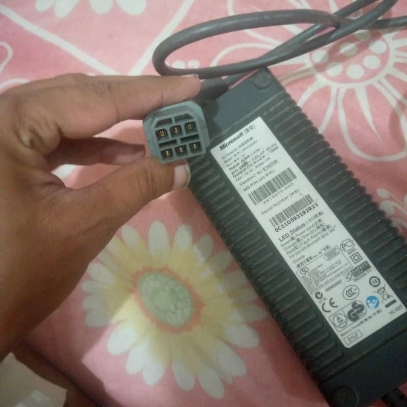 Microsoft ac adapter 4
