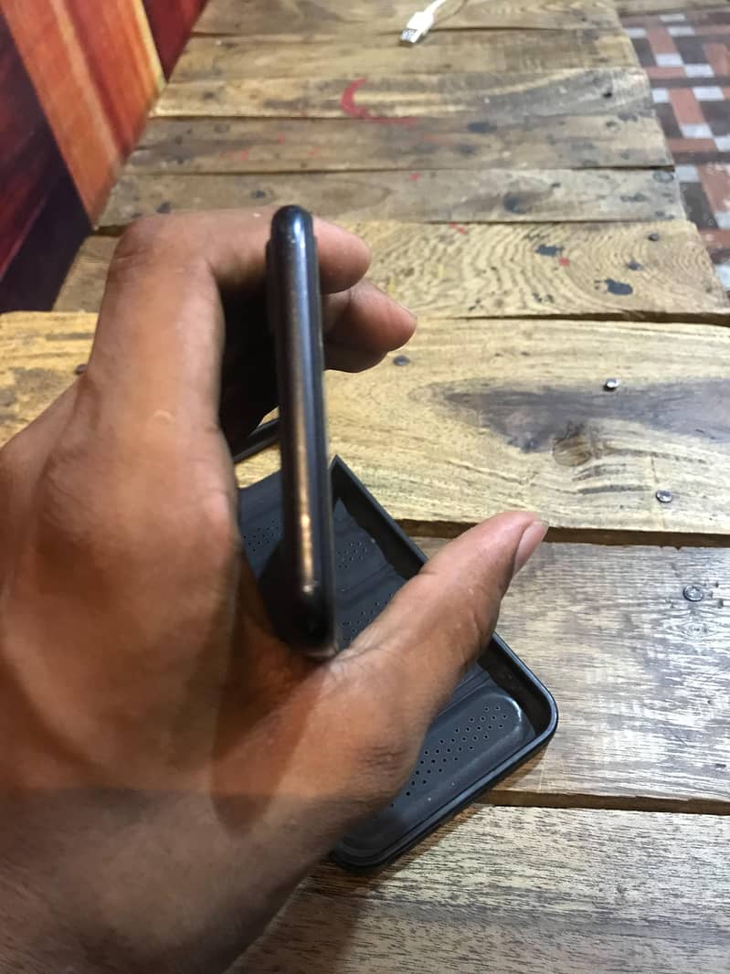 Apple iPhone 7 Plus 5