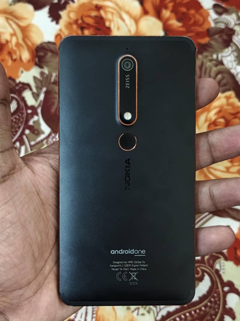 Nokia 6.1 plus 1