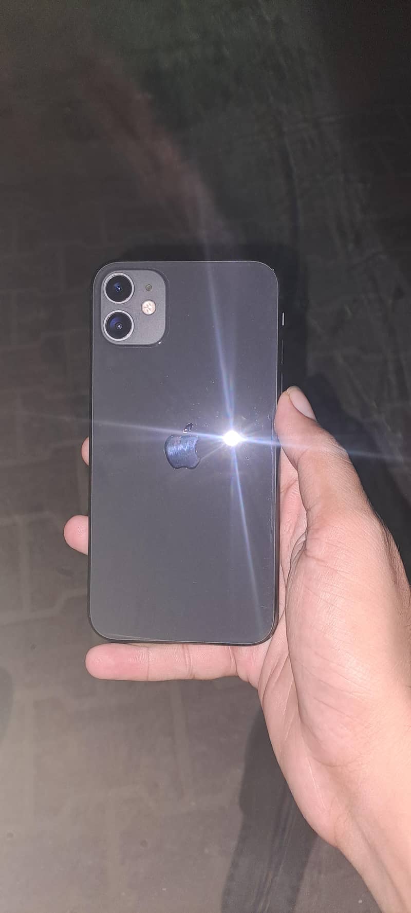 Apple iPhone 11 0