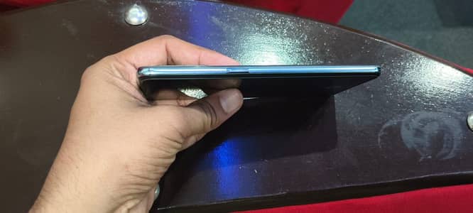 OPPO Reno6