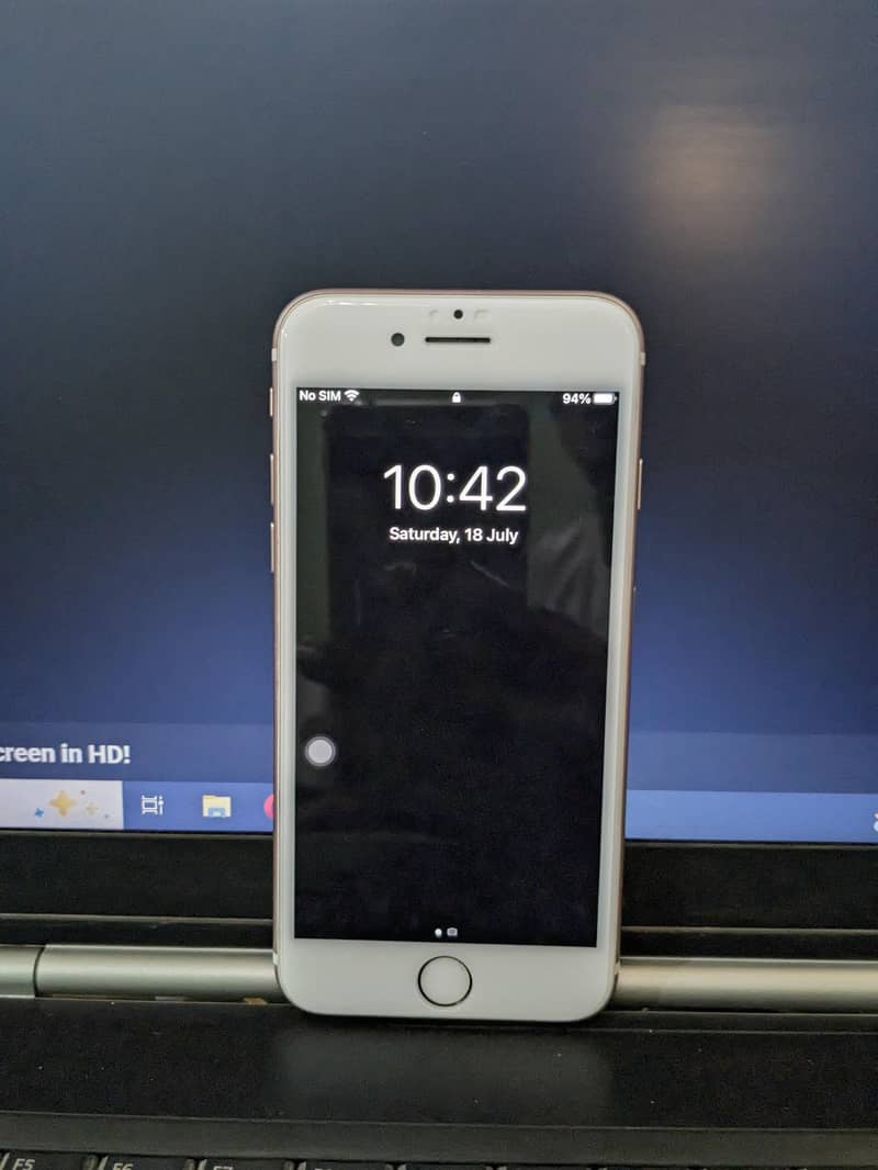 Apple iPhone 7 0