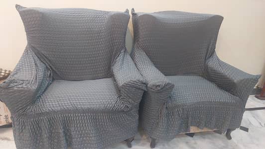 5 Seater Imperial Chester Sofa set for sell on urgent basis