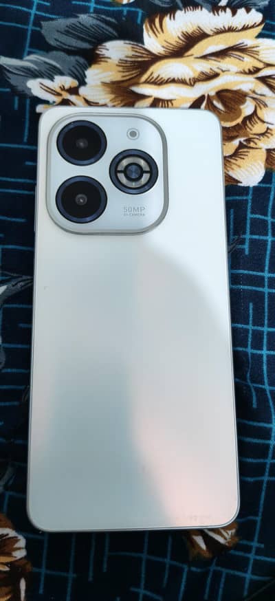 Infinix Smart 8 Plus