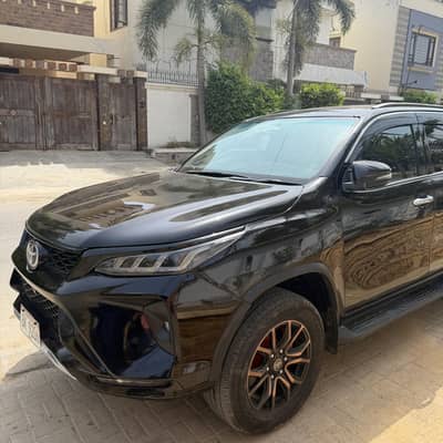 Toyota Fortuner Legender 2022