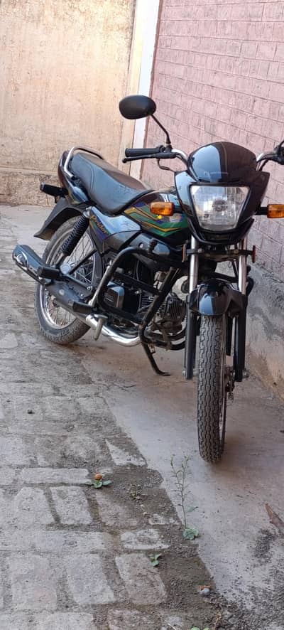 Honda Pridor Black 100CC