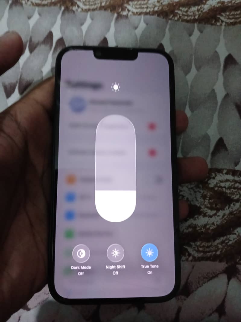Apple iPhone 13 1