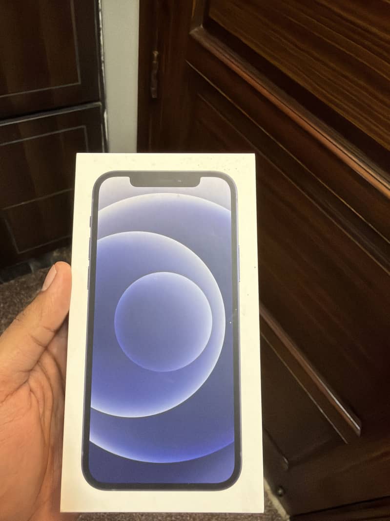 Apple iPhone 12 8