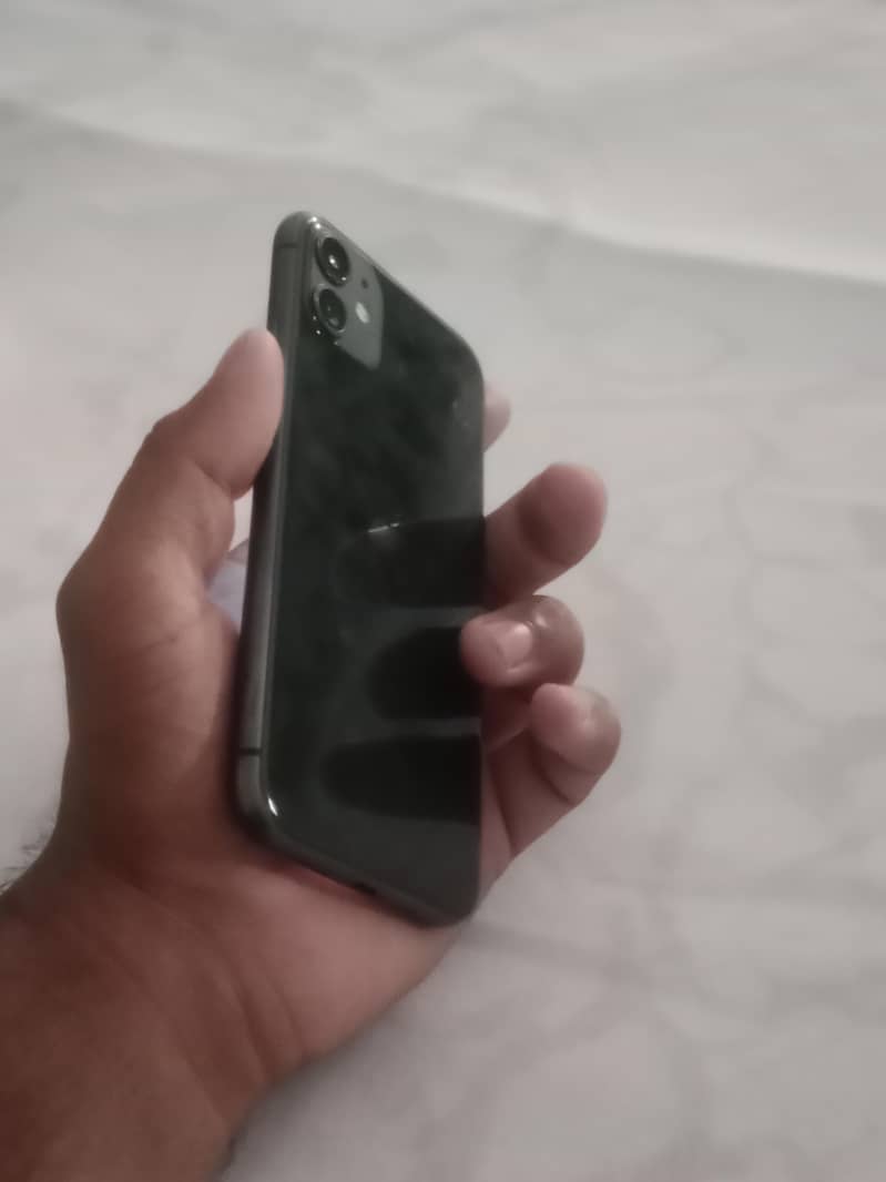 Apple iPhone 11 5