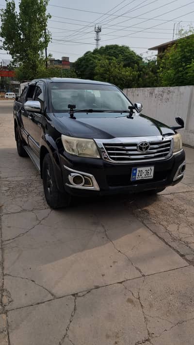 Toyota Hilux 2013