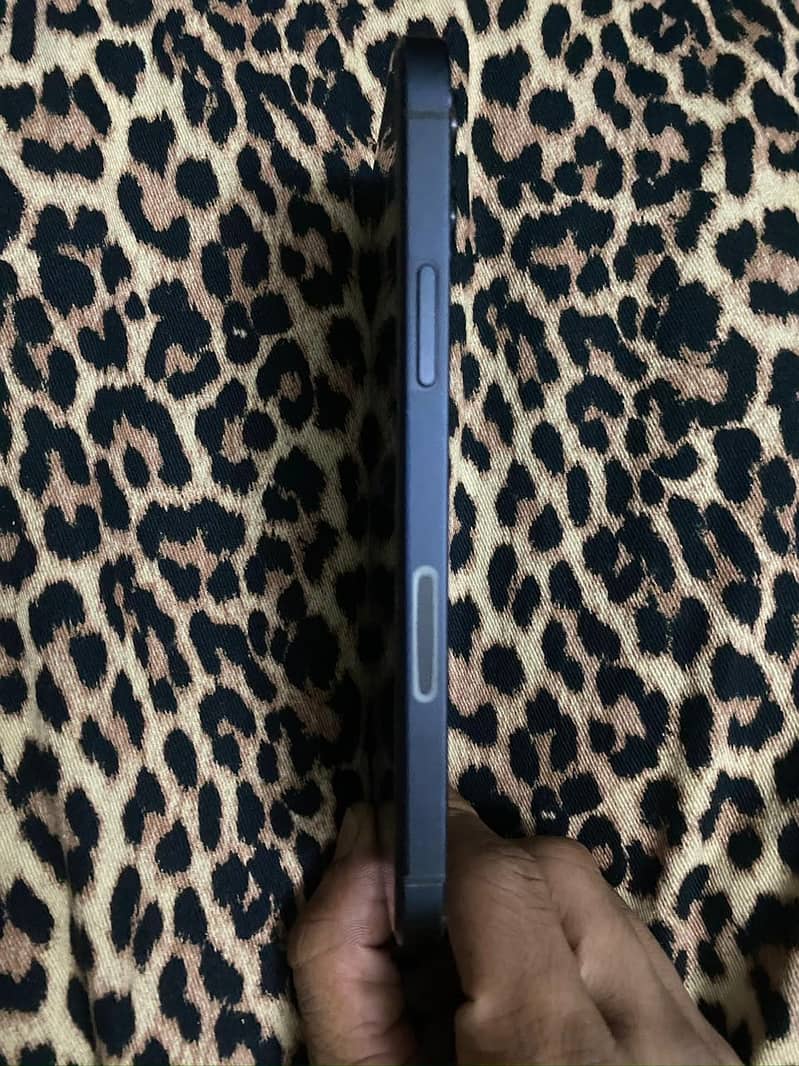 Iphone 12 3