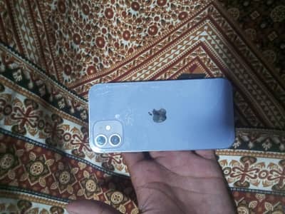 Apple iPhone 12