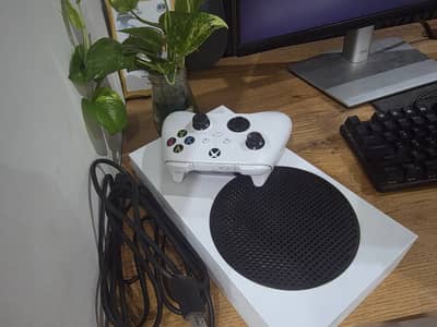 I used xbox 516gb no faults series s with cables