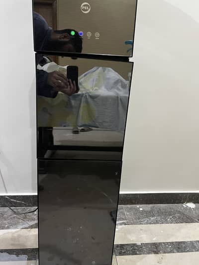 pel dispenser line mirror impression glass door ((LMI)